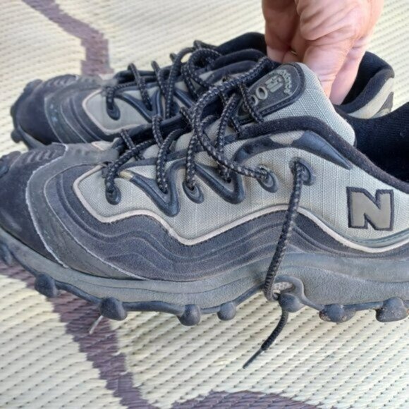 New Balance Hiking Boots 10‎ - Picture 3 of 3